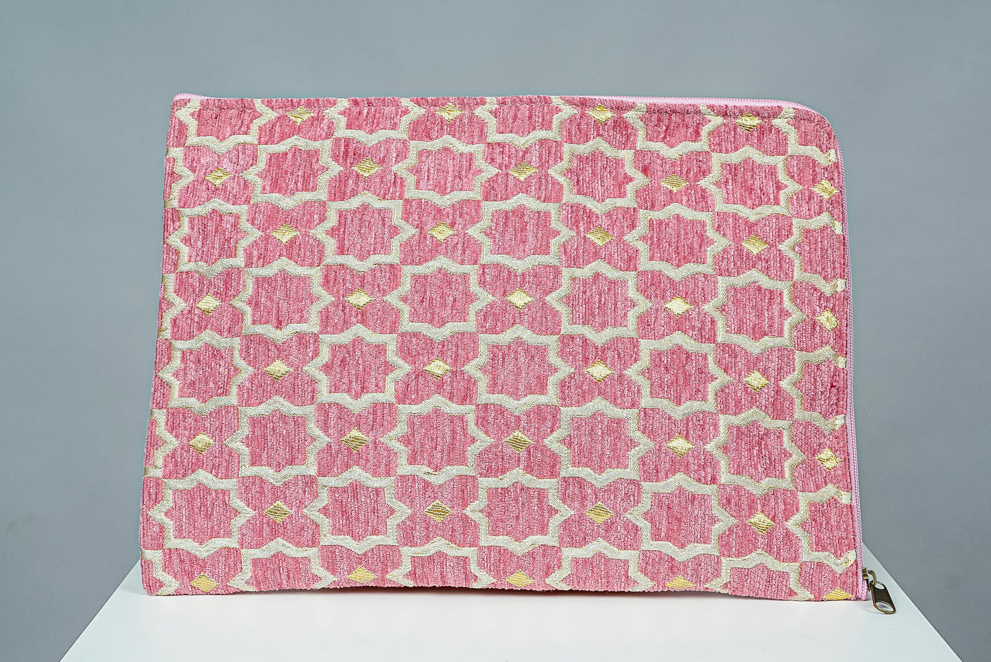 Pochette d'ordinateur en tissu marocain géométrique