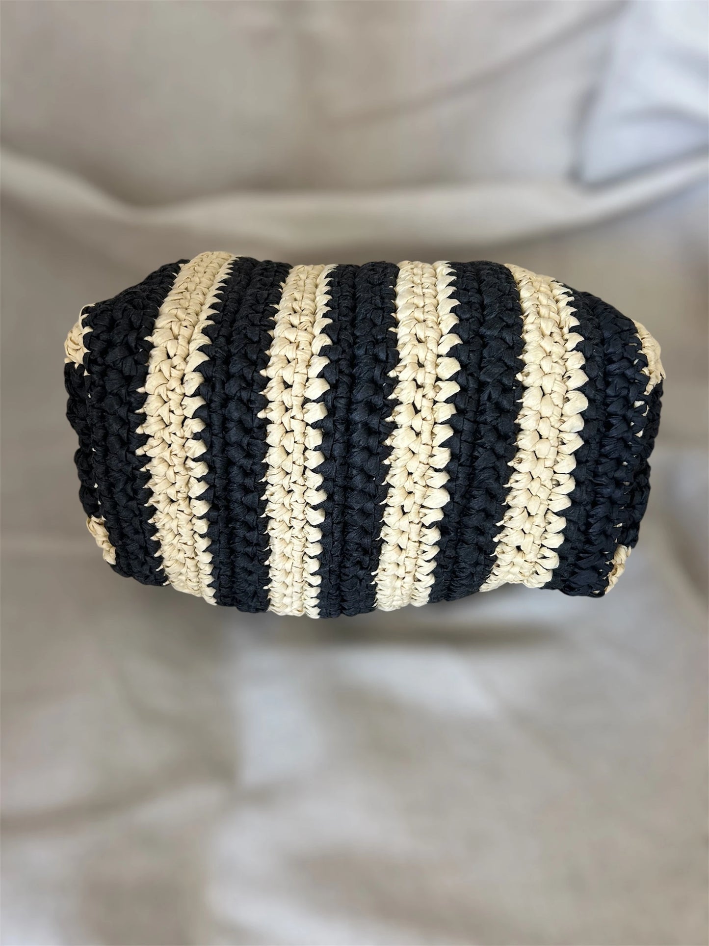 Pochette crochetée Noir & Sable