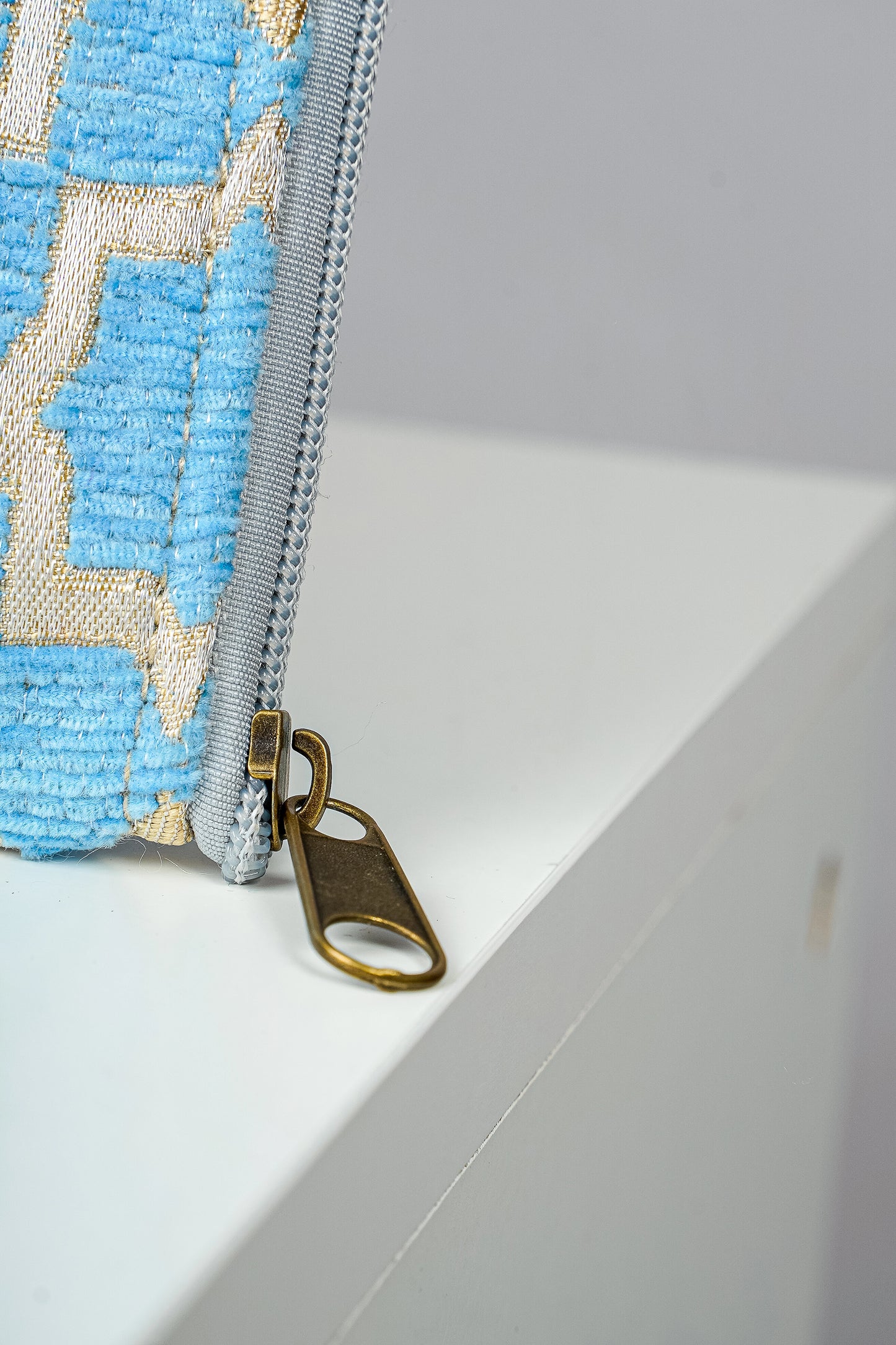 Pochette d'ordinateur en tissu marocain géométrique