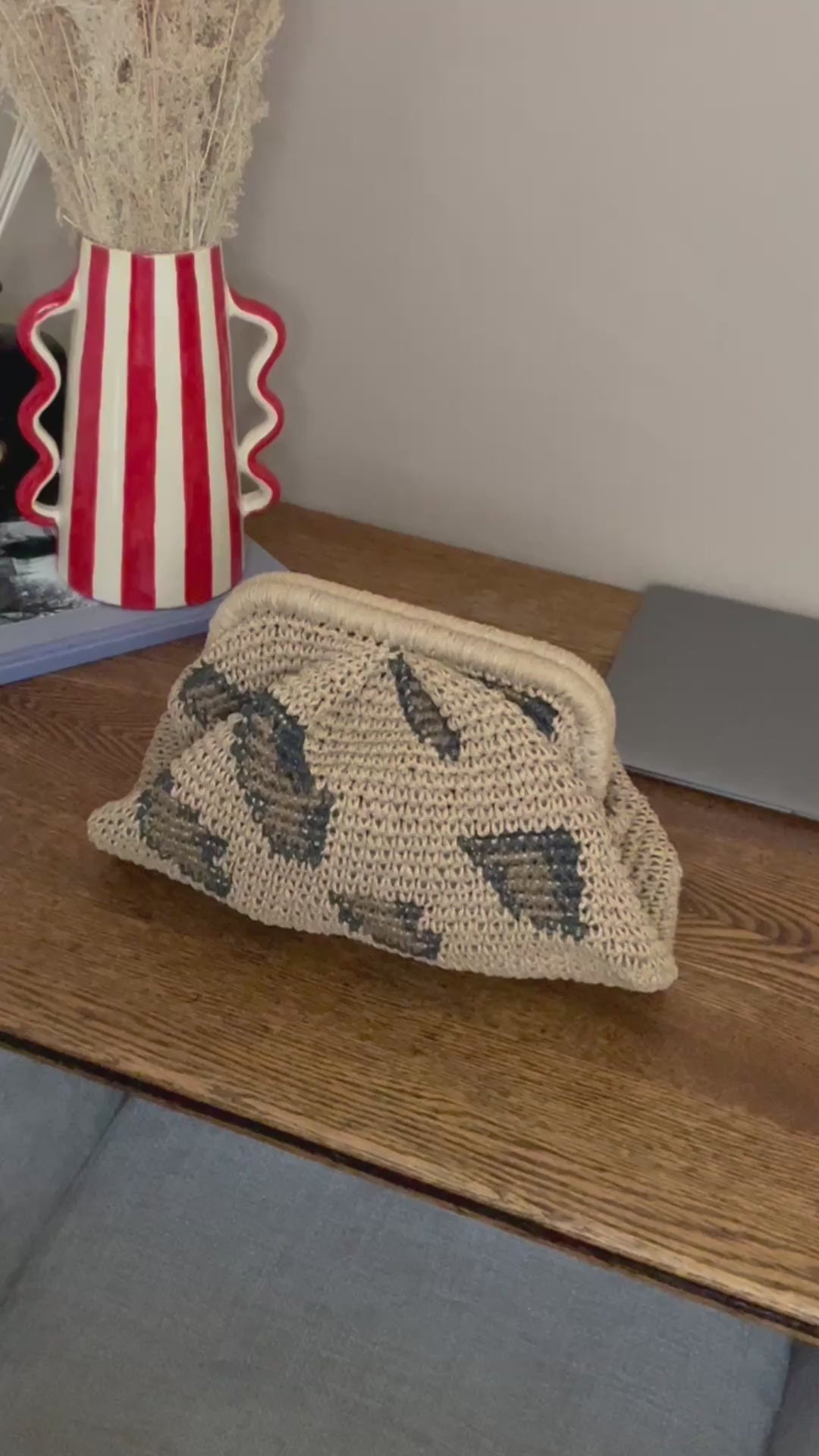 video_ugc_pochette_leopard